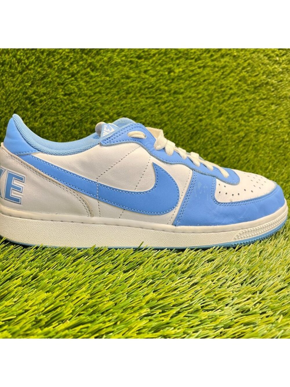 Nike Terminator Low Mens Size 10 White Blue Athletic‎ Leather Shoes Sneakers